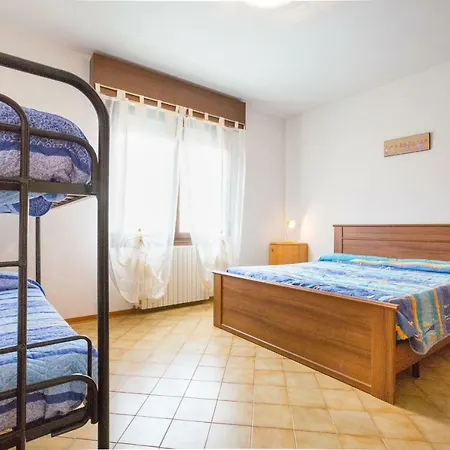 Pentagono Apartman *