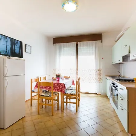 Pentagono Apartament *