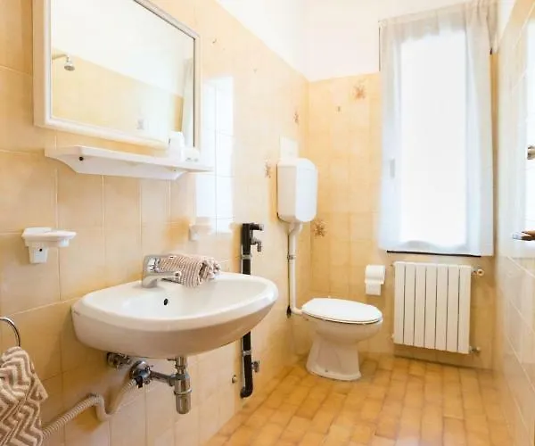 Daire Pentagono Caorle